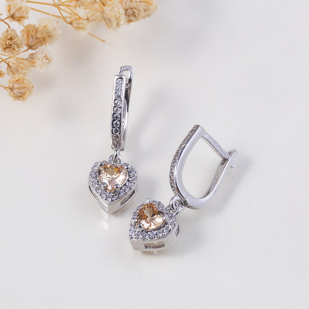 Gümüş Küpe Seçerken Tarzınıza En Uygun Modeli Bulun